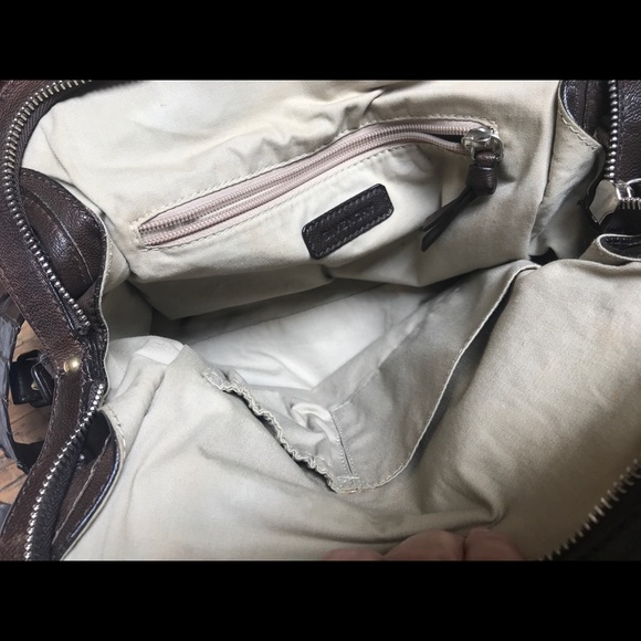 Authentic Givenchy Handbag (with wallet add $80) - Picture 4 of 14